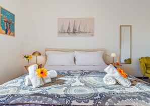 Room - *Rooftop Pool* · Apartment 150m from the Sea (Marina di Pietrasanta)