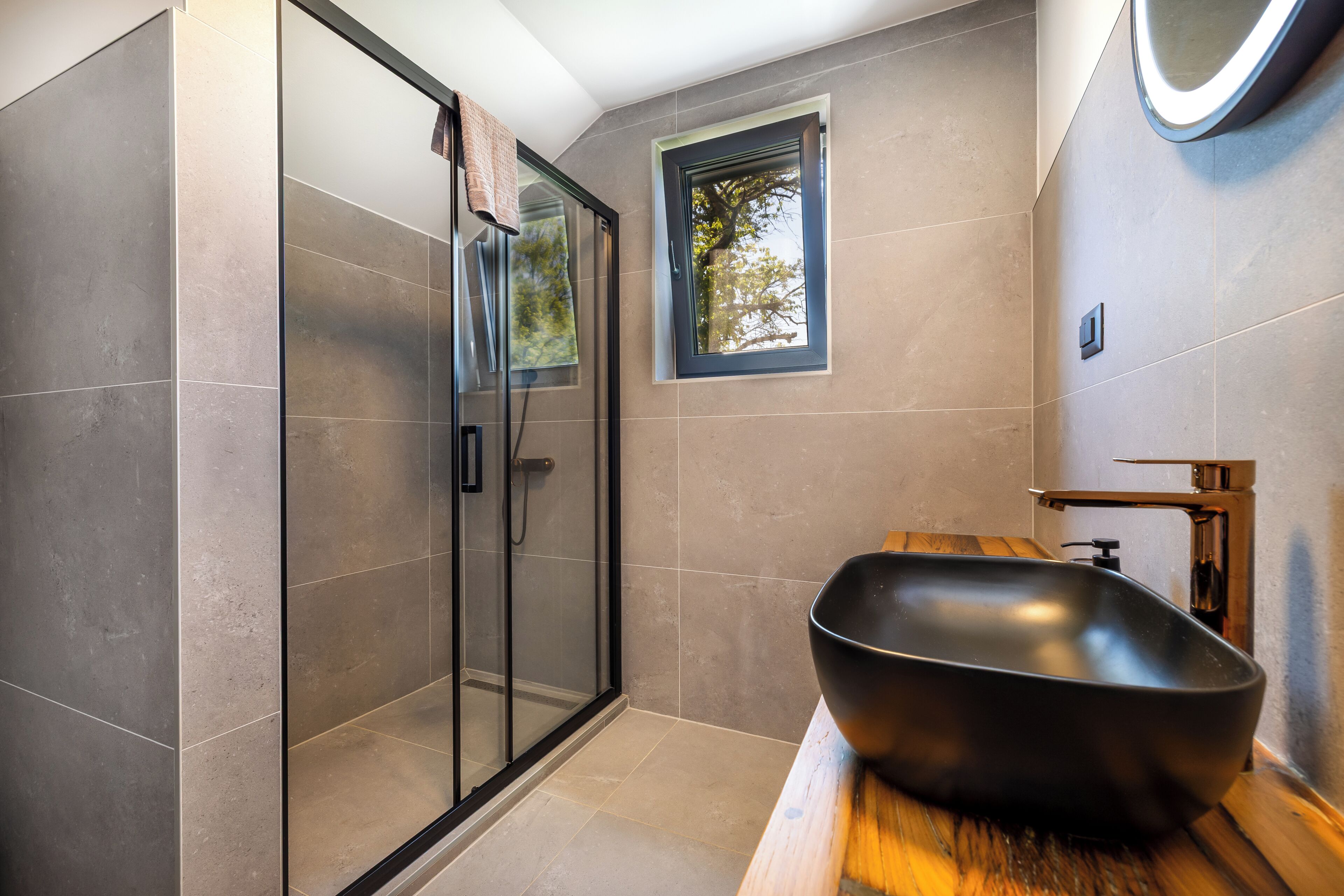 House, Garden View | Bilik Mandi | Pancuran mandi, pengering rambut, tuala disediakan, sabun 