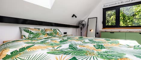 Apartment, Park View