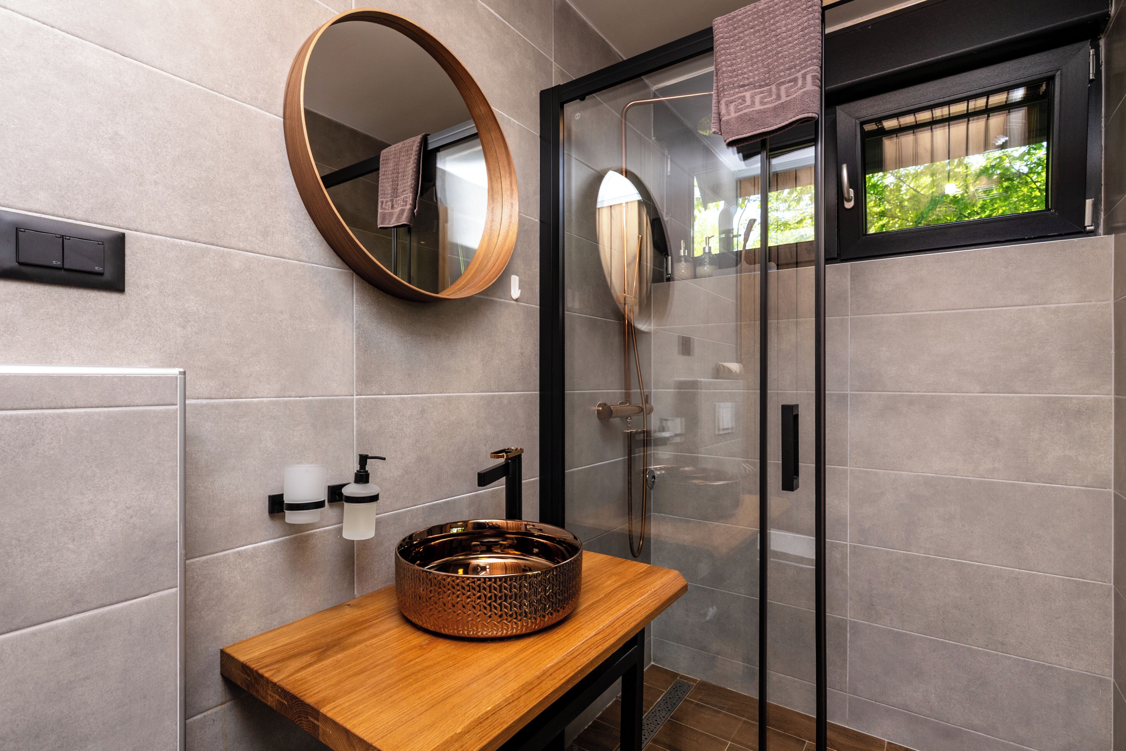 Apartment, Balcony, Park View | Bathroom