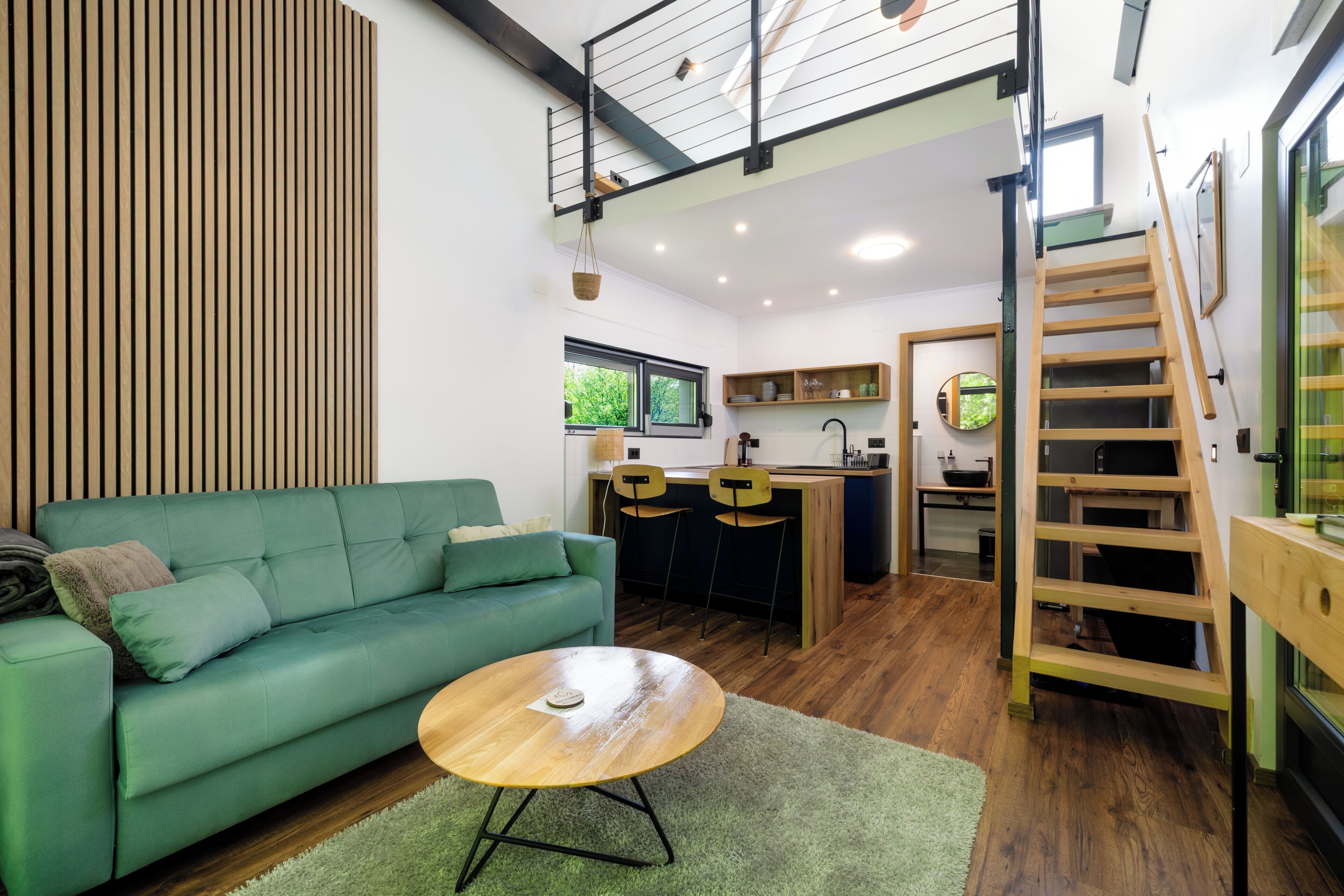 Apartment, Parkblick | Wohnbereich