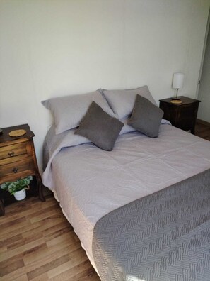 2 Schlafzimmer, kostenloses WLAN, Bettwäsche, Rollstuhlgeeignet