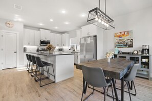 Dining - Southern Hillcountry Hideaway (Canyon Lake)