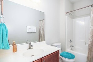 Shower, hair dryer, towels, soap - 4BR/3BA, 3700 SqFt, Luxury Home in Durham near RDU, Duke, and UNC (Durham)