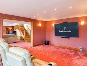 Interior - NEW - Ottersend Home w/ HotTub, Cinema & Fireplace (Chestfield)