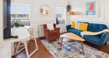 Falmouth Town Centre Apartment | Sleeps 4