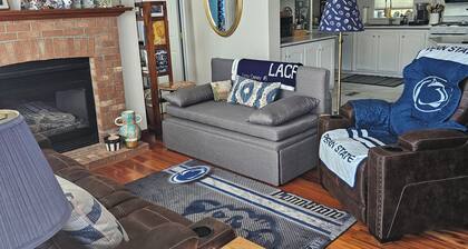 PSU Graduation 3-bedroom house 4.9 miles to State College great for groups