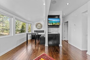 Interior - Panoramic Lakeview Retreat (Kings Beach)