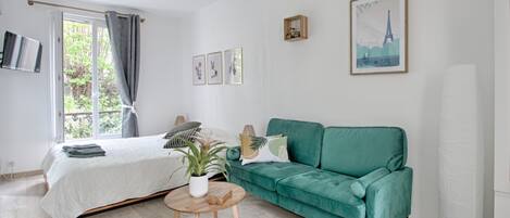 Wifi gratis y ropa de cama