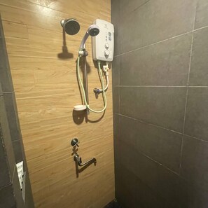 Chambre Quadruple Familiale | Salle de bain