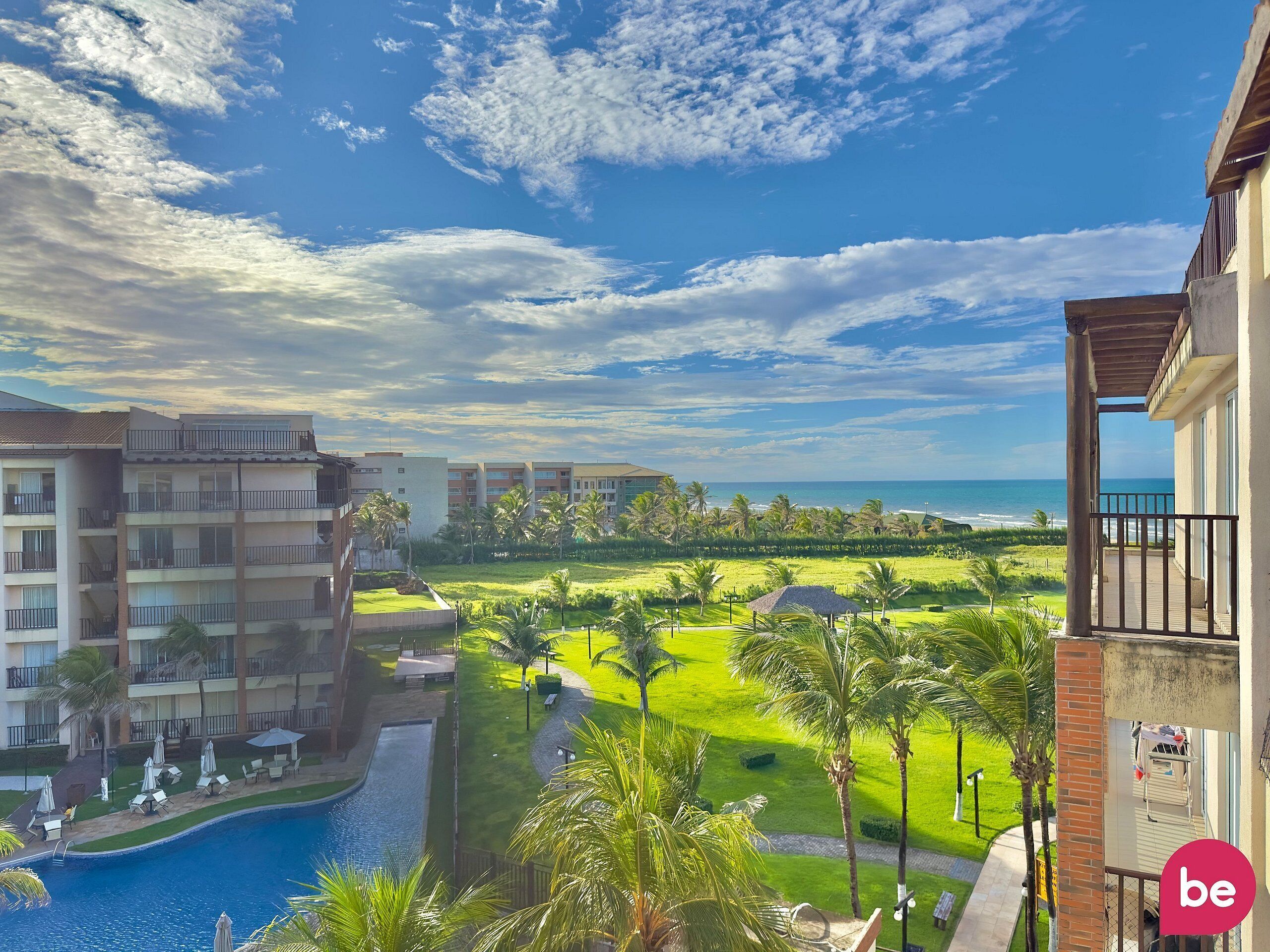 Grand Apartment | Property grounds
