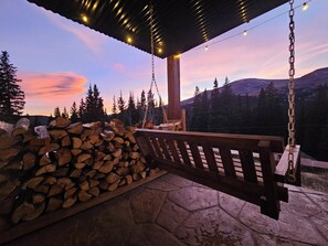 Terrace/patio - Luxury Cabin | XL HotTub | 12 Mi to Breckenridge (Fairplay)