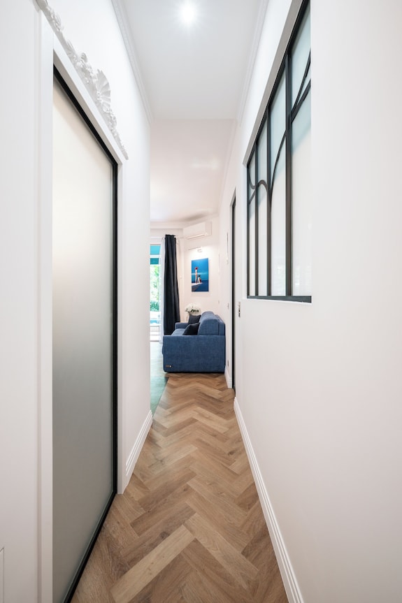 Luxury Apartment In The Center Of Town - Niza