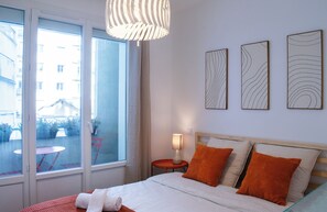 Room - Vrbo Property (Grenoble)