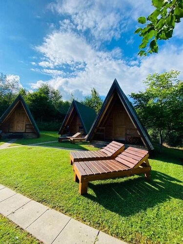 Rooms & Glamping Lana Haus 