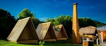 Rooms & Glamping Lana Haus 