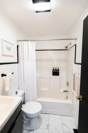 Hair dryer, bidet, towels, soap - Catskill Forest A-Frame: Wood Fired Hot Tub, Sauna, Stars! (Stamford)