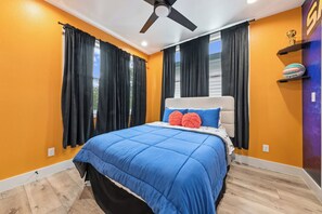 4 Schlafzimmer, Bügeleisen/Bügelbrett, WLAN, Bettwäsche