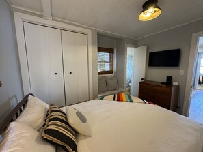 2 bedrooms, WiFi, bed sheets - Firefly Cottages on Bass Lake | Sandy Frontage, Dock, Kayaks, Near Downtown TC (Traverse City)