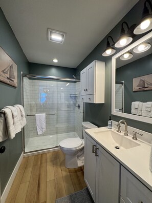 Hair dryer, towels - Firefly Cottages on Bass Lake | Sandy Frontage, Dock, Kayaks, Near Downtown TC (Traverse City)
