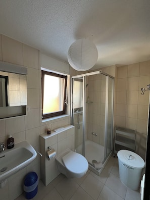 Bathroom - Vrbo Property (Zermatt)