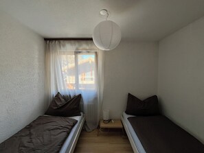 Room - Vrbo Property (Zermatt)