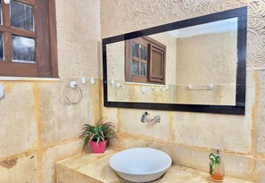 Basic Chalet | Bathroom - Beach Spa Hotel (Aquiraz)