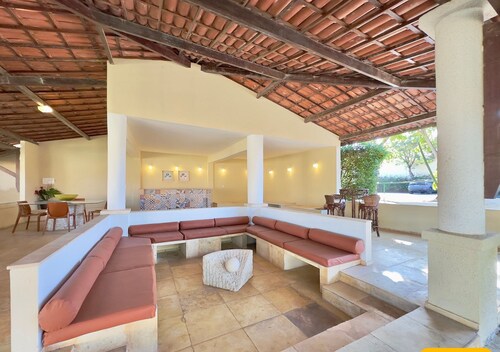 Beach Spa Hotel