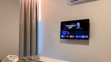 Deluxe Apartment | Free WiFi