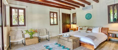 2 bedrooms, in-room safe, free WiFi, bed sheets