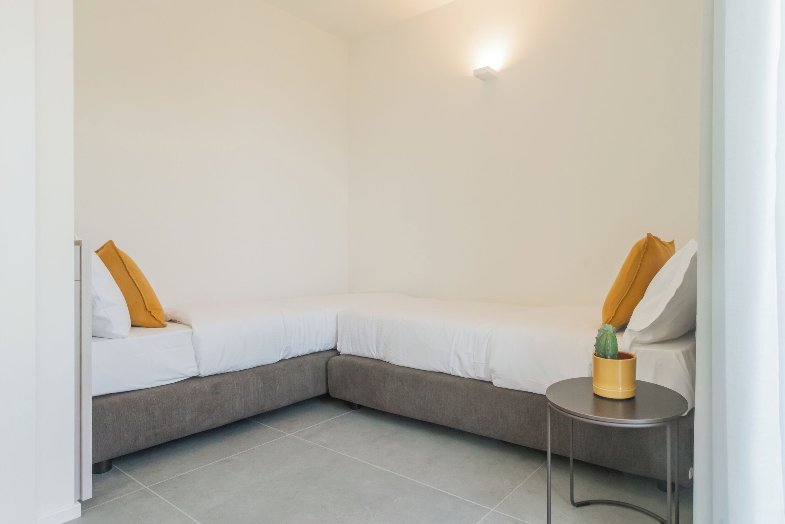 2 slaapkamers, een strijkplank/strijkijzer, gratis wifi, beddengoed