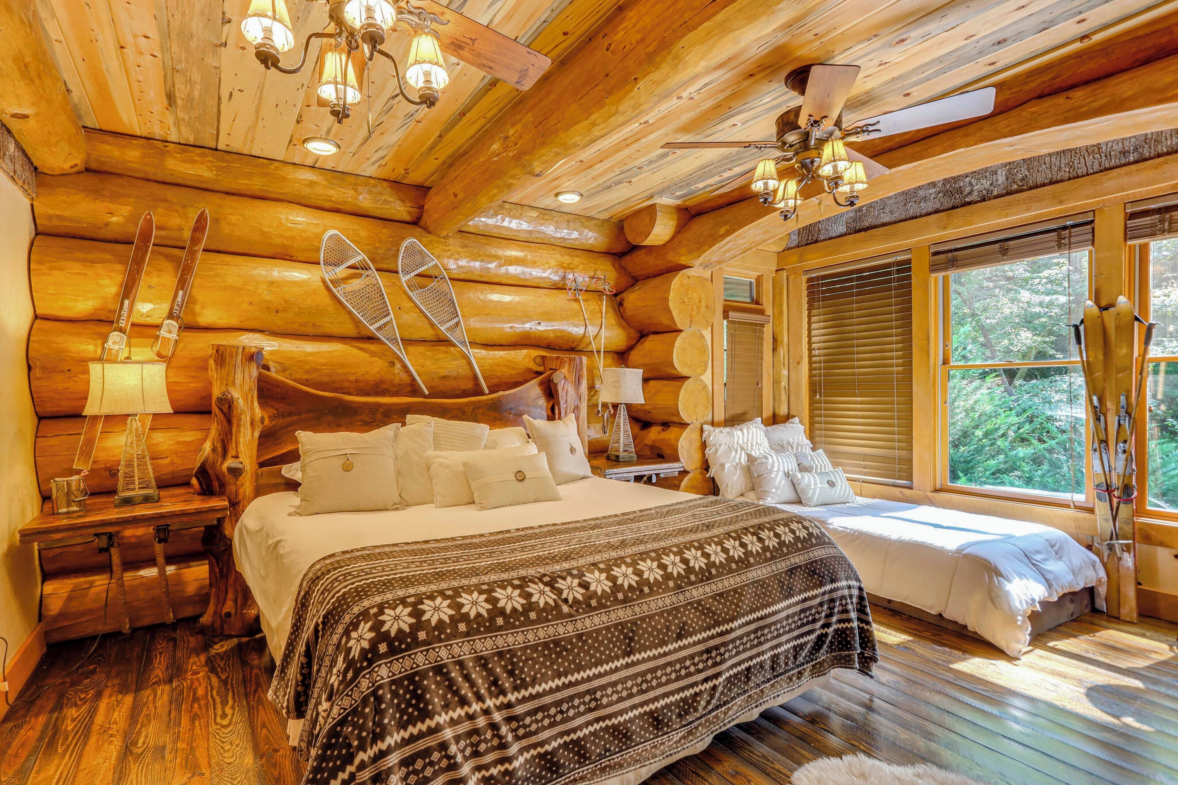 5 bedrooms, iron/ironing board, free WiFi, bed sheets
