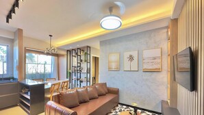 Ảnh chưa phân loại, 2 trong số 5 ảnh, nút