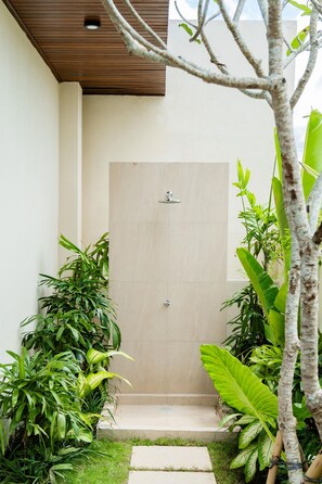 Property grounds - Private Pool Villa in Ubud - Boutique 2BR with Rice Field Views (Pejeng)