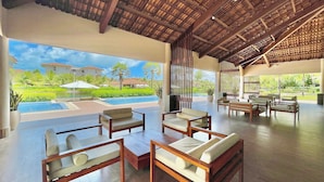 Ảnh chưa phân loại, 3 trong số 44 ảnh, nút