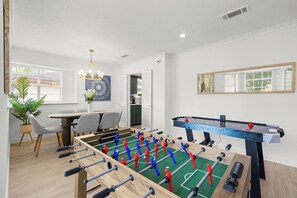 Spielezimmer