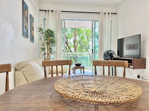 Standard Apartment | Living area | TV - Palm Beach Porto das Dunas - CE (Aquiraz)