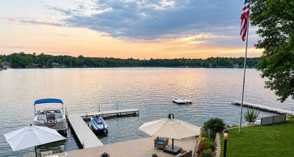 • Luxury Lake House ASL Retreat Great Fall Colors Wineries