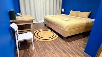 Free WiFi, bed sheets