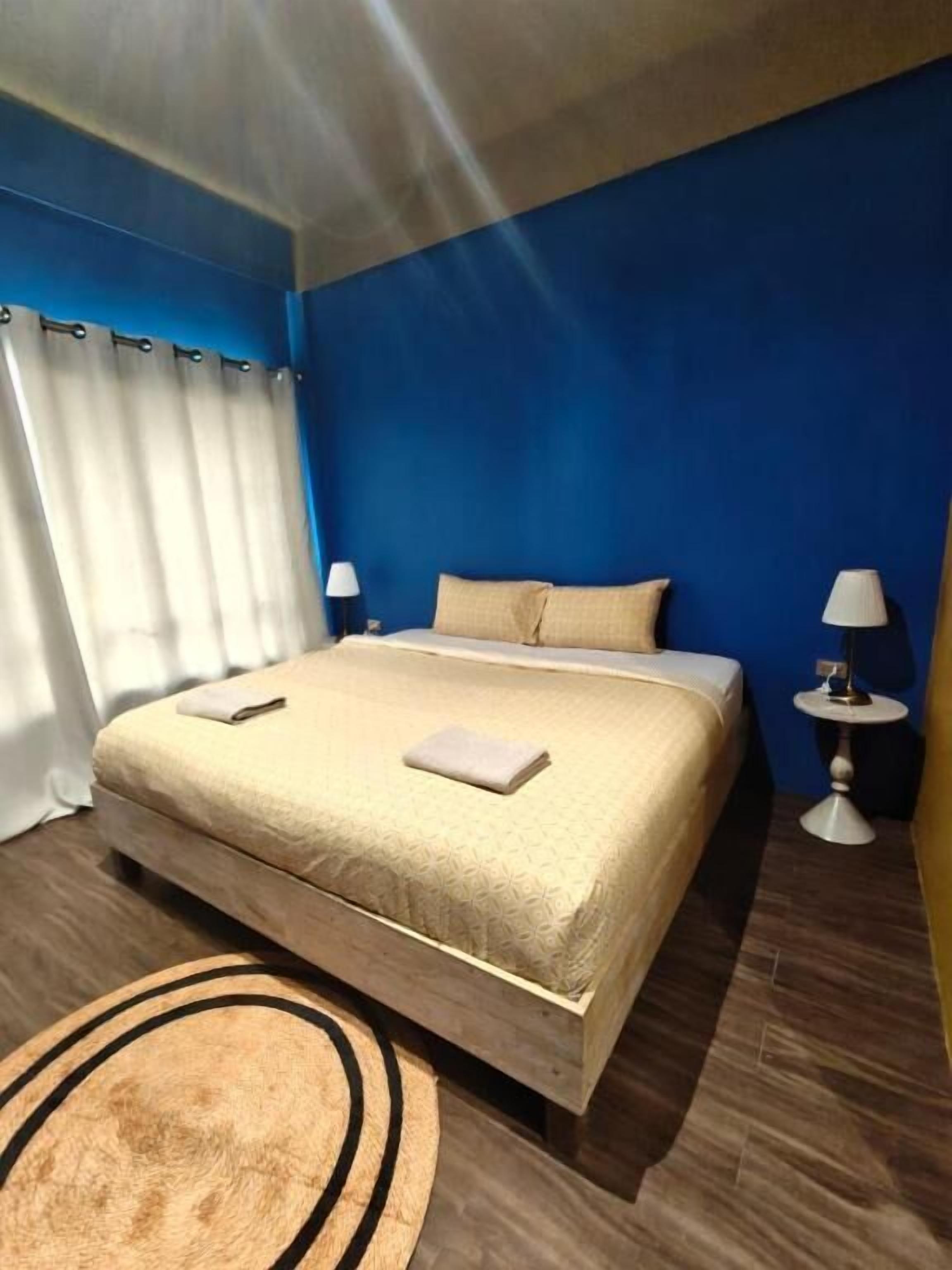 Quarto casal | Wi-Fi de cortesia, roupa de cama