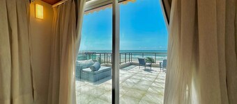Moderno Condominio a Beira mar em Flecheiras!