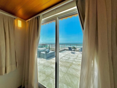 Moderno Condominio a Beira mar em Flecheiras!