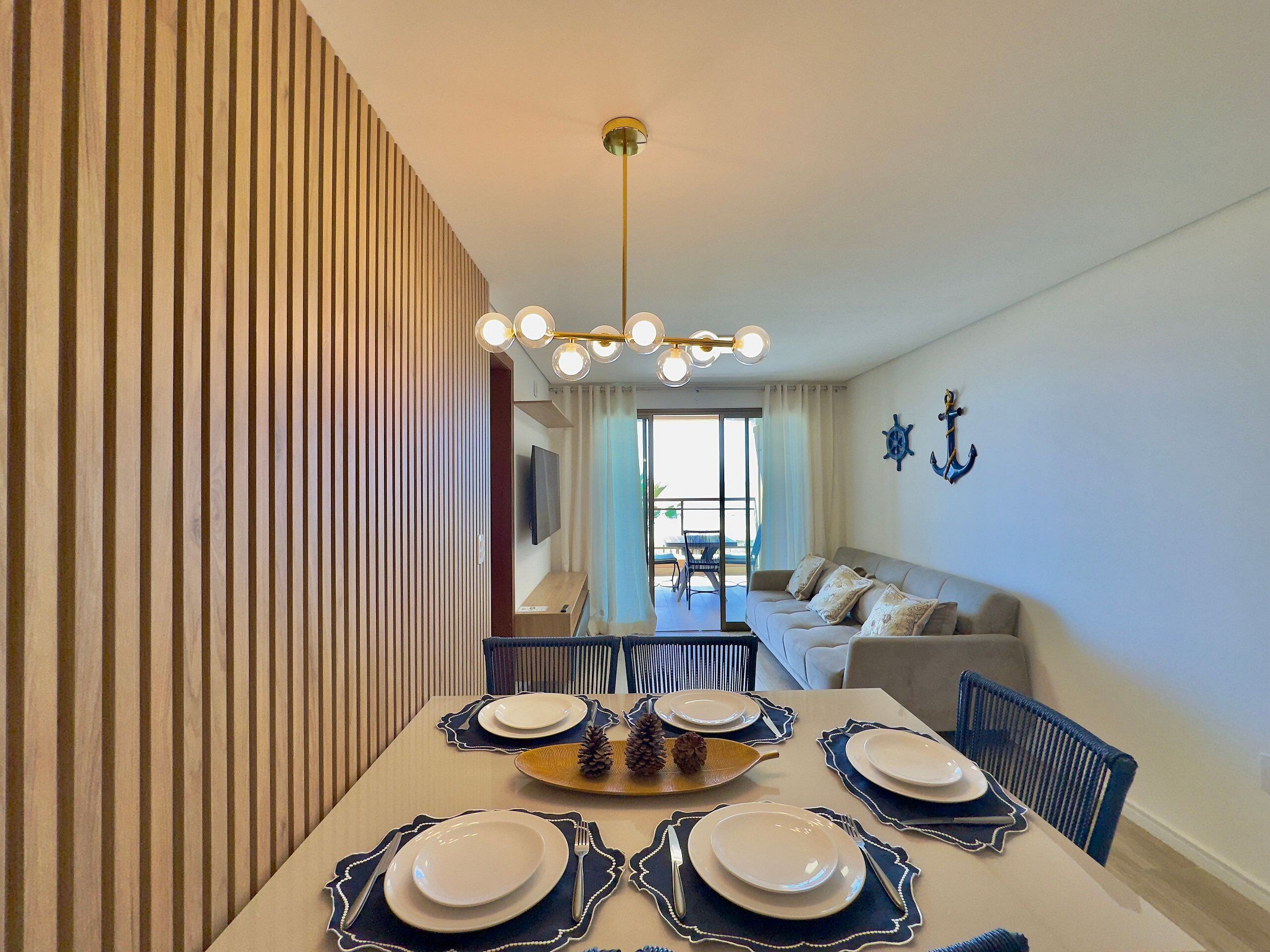 Comfort Apartment | Dining