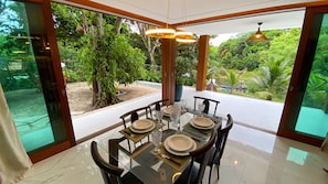 4 bedrooms - Casa c Jacuzzi pr x Praia do Forte Lagoa do Aru (Mata de São João)