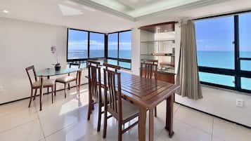 Apartamento básico | Opções para refeição