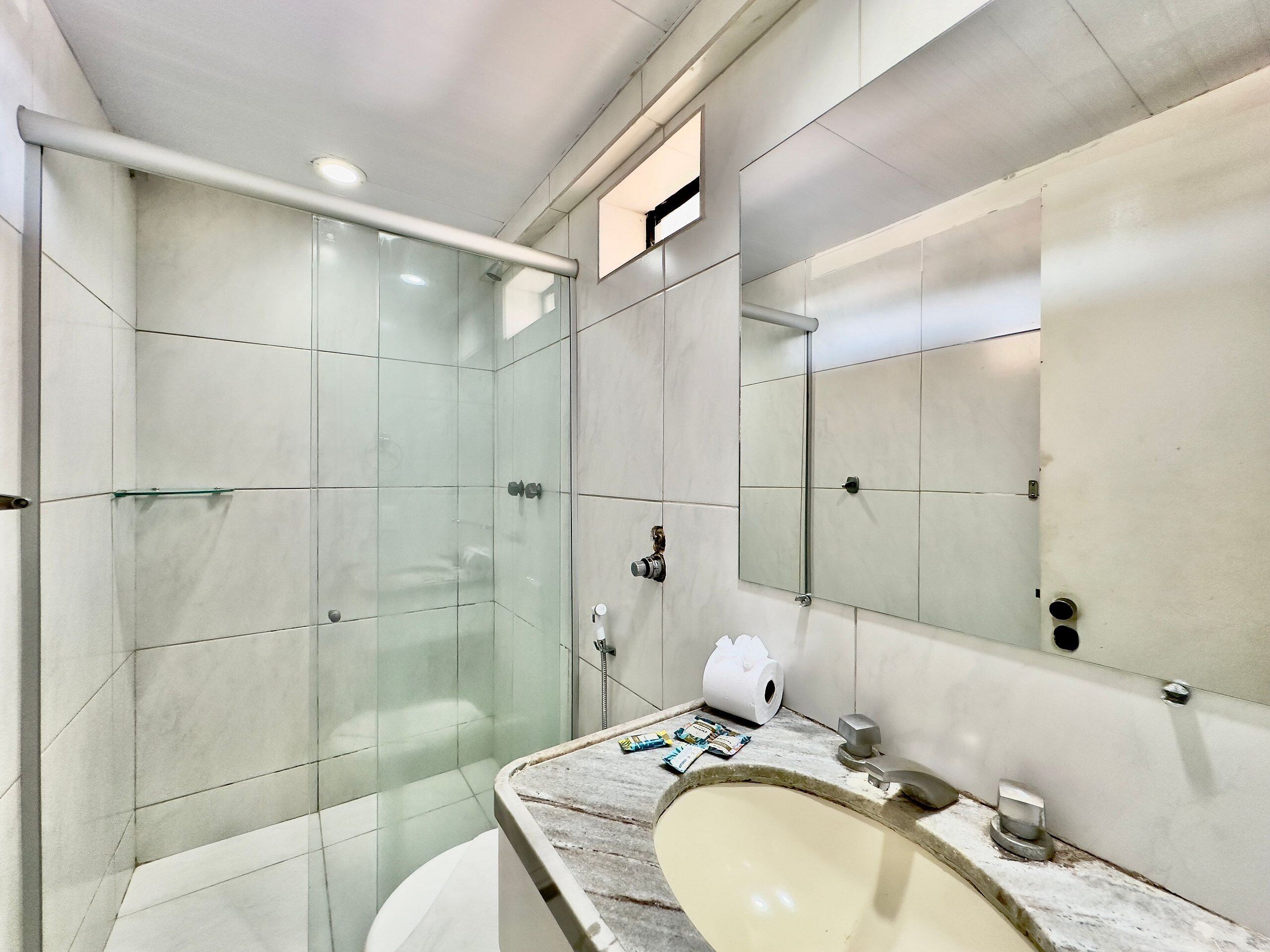 Apartamento básico | Banheiro