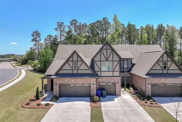 Exterior - Peaceful AU Club Townhome / 3 Bed 3.5 Bath (Auburn)