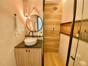 Departamento básico | Baño