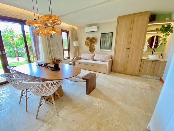 Basic Apartment | Interior