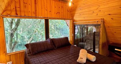 Romantic Chalet with Fireplace in Campos do Jordão